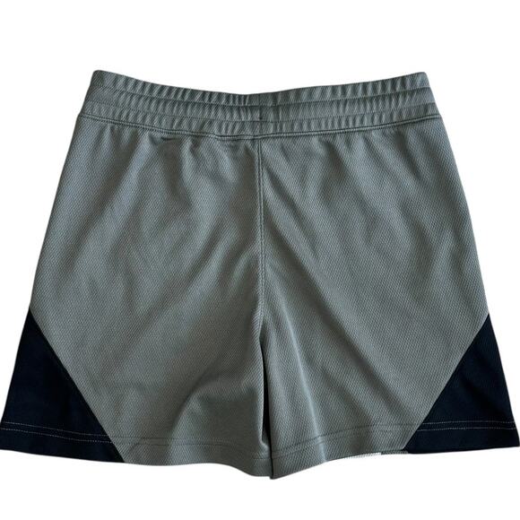 ABERCROMBIE Kids Gray Active Shorts 11/12 NWOT - Picture 4 of 4